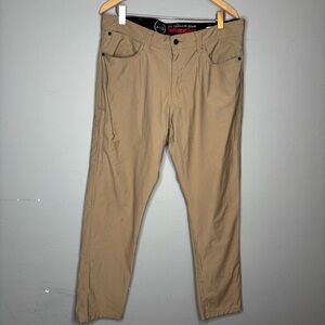 Wrangler All Terrain Gear ATG Cargo Work Pants Size 36x30
